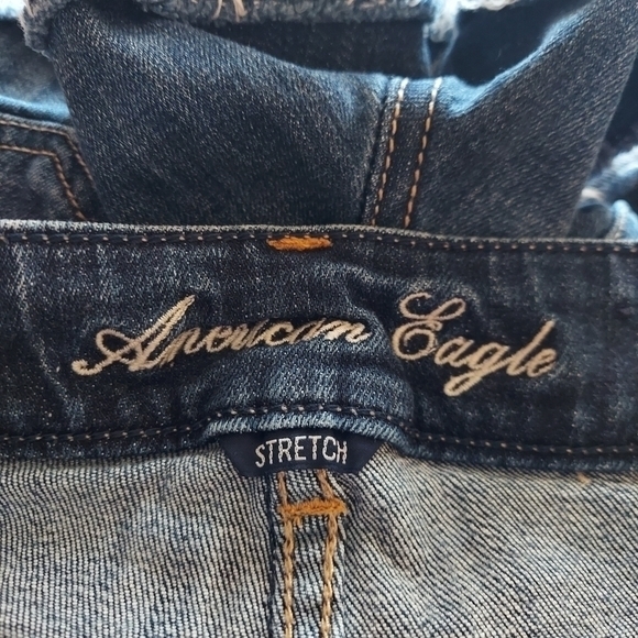 American Eagle Stretch Denim Jean Shorts Cuffed Frayed Sz 2 - Picture 4 of 9